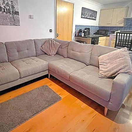 Stylish 2 Bedroom Apartment, Central Exeter, Parking On Site Екстер'єр фото
